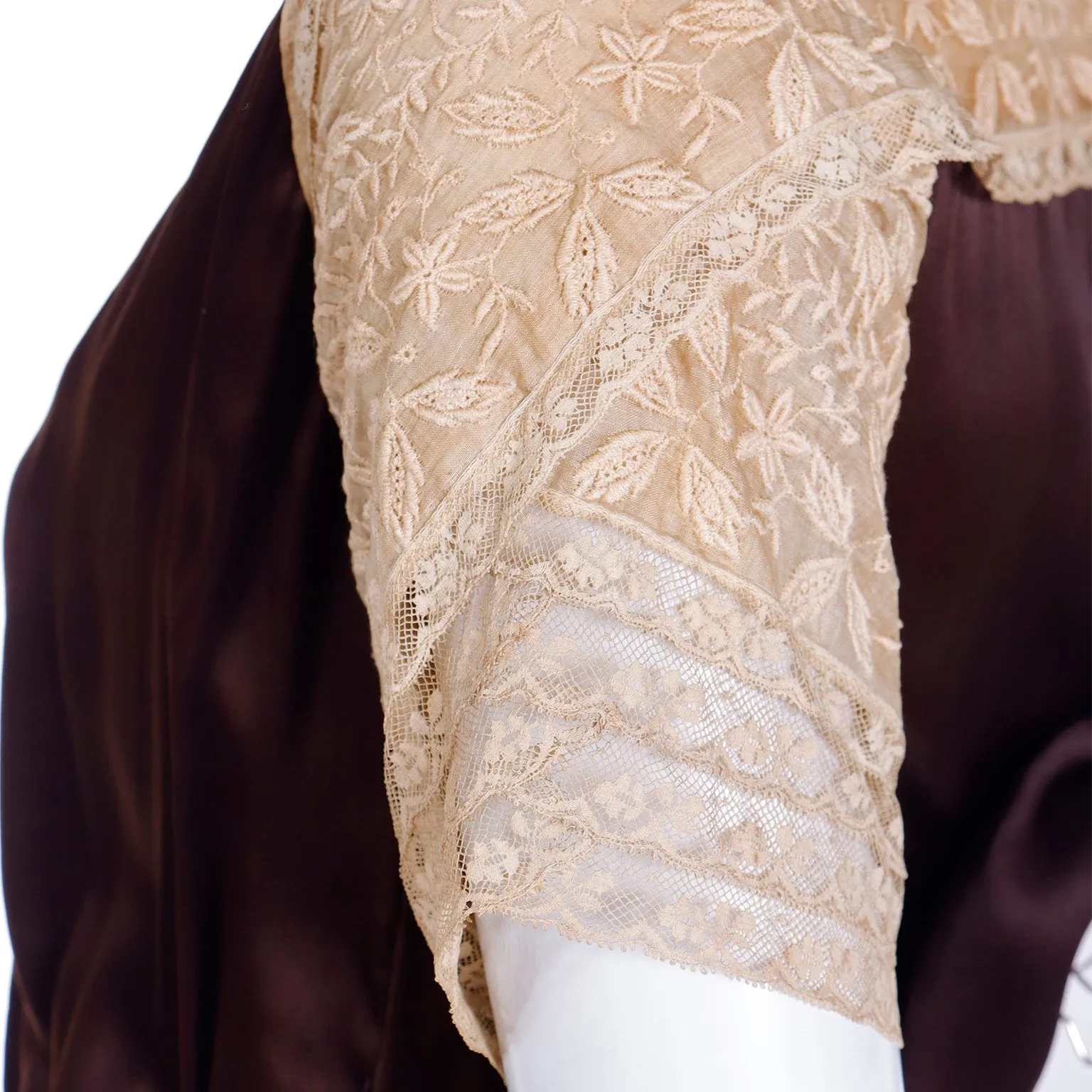 1920s Vintage Brown Pleated Silk Dress with Lace Sleeves