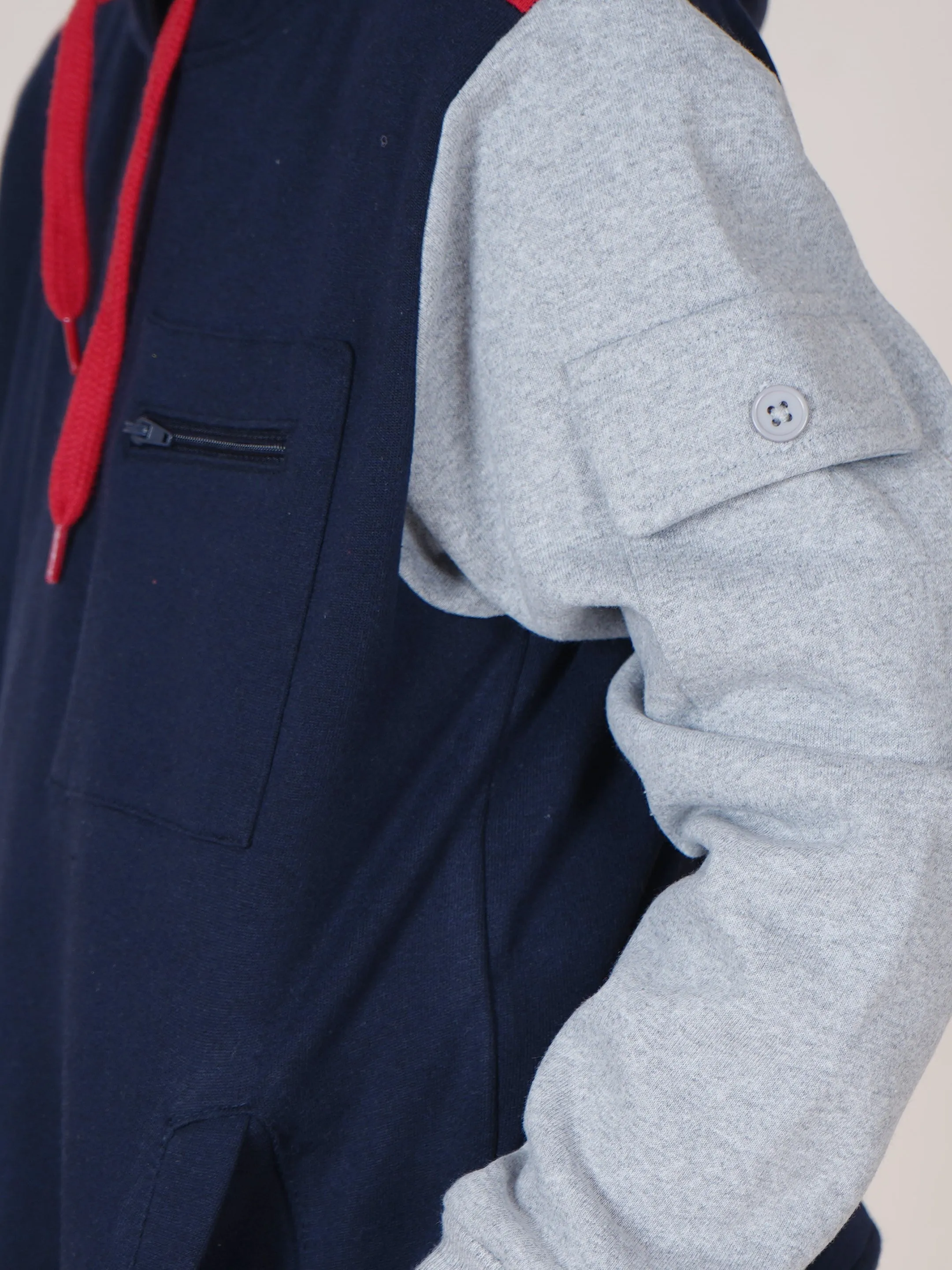 Boys Fleece Full Sleeves Cut & Sew Pocket Hooded Sweatshirt With Joggers