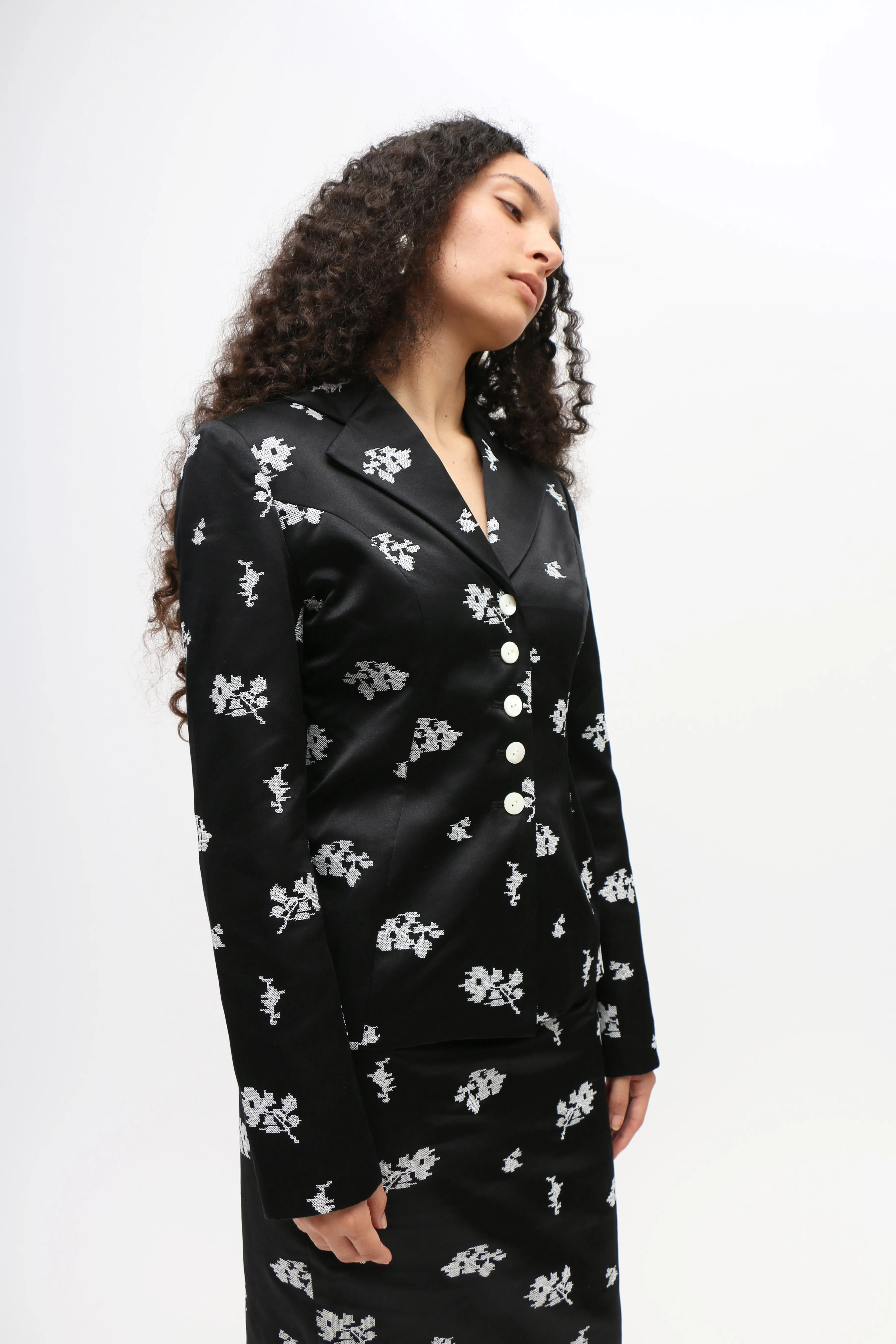 Floral Embroidered Silk Blazer