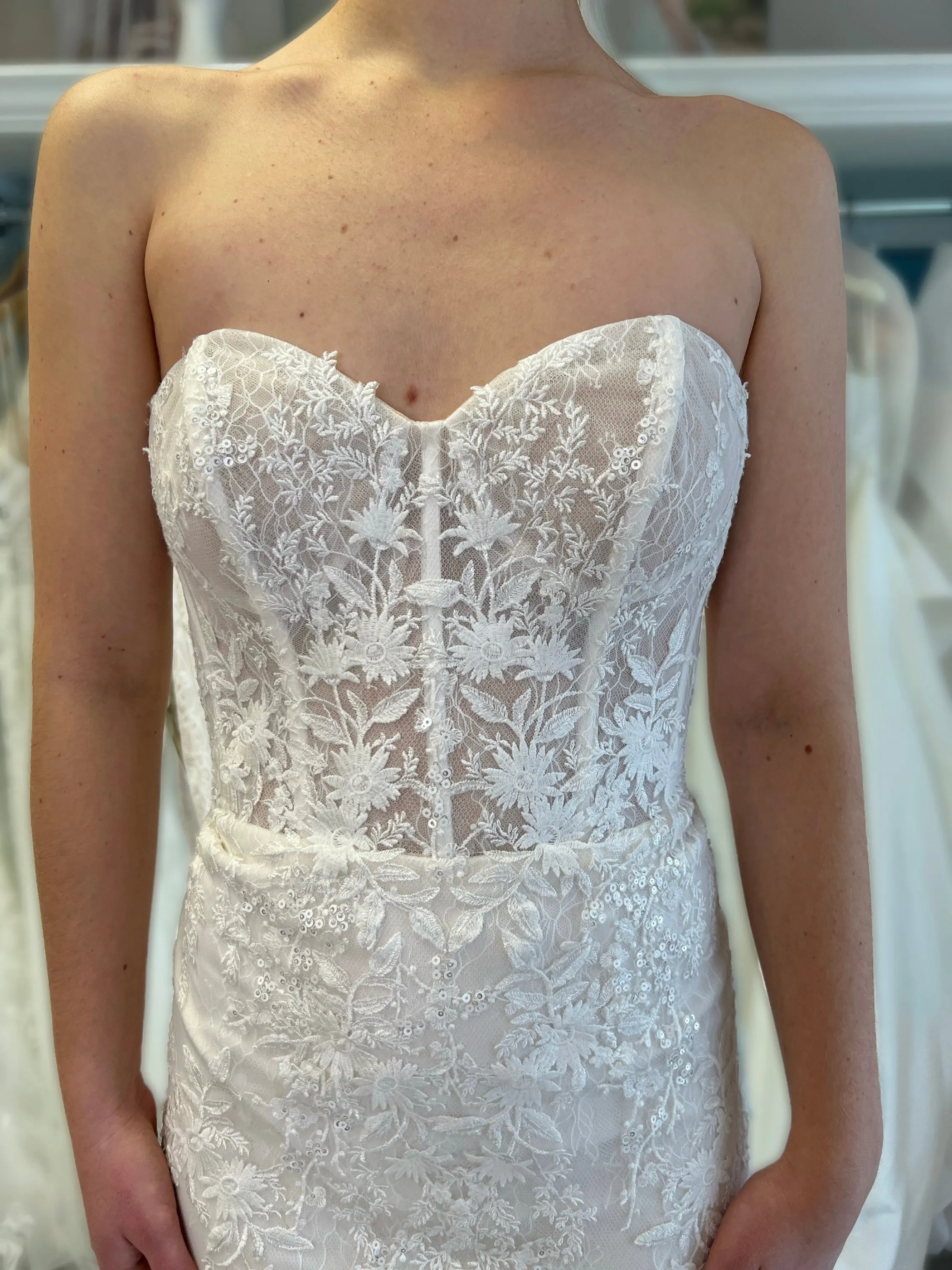 Justin Alexander 88272LND Wedding Dress Sample