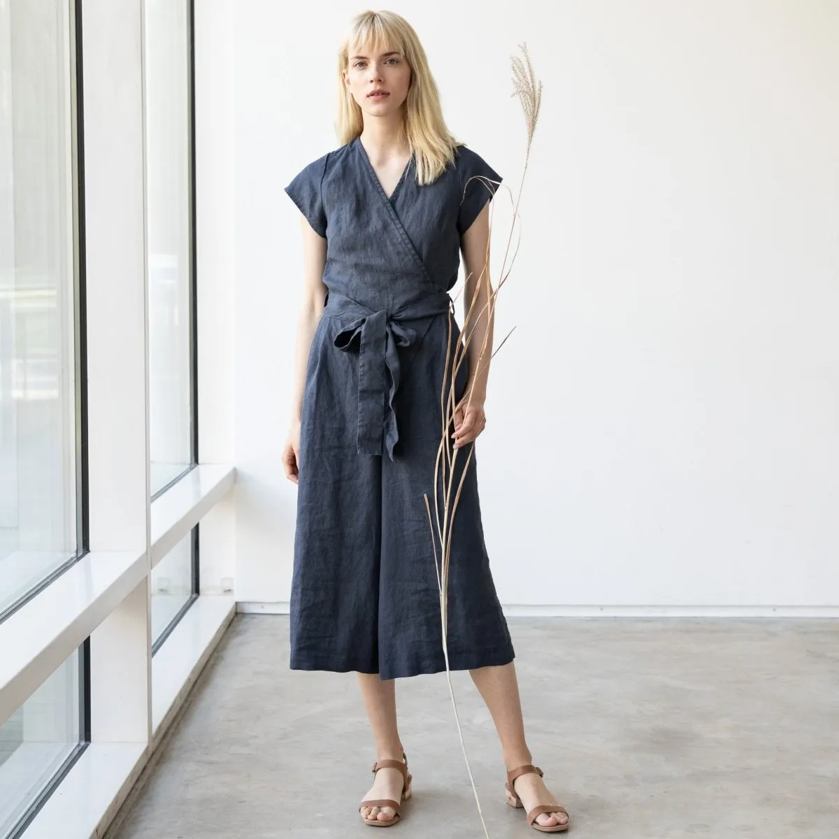 R: Midi TORINO wrap linen jumpsuit (Size: M; Color: Bronze Brown)