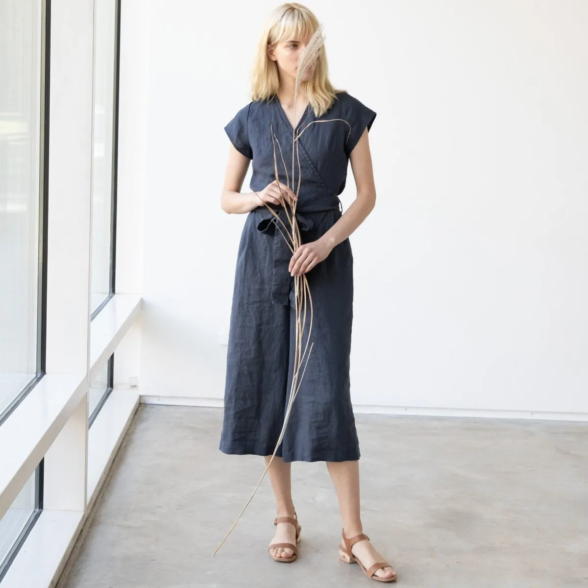 R: Midi TORINO wrap linen jumpsuit (Size: M; Color: Bronze Brown)
