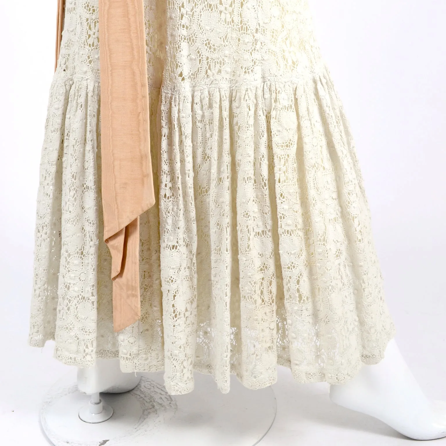 Victorian Antique Crochet Lace Wedding Dress High Collar Size 2