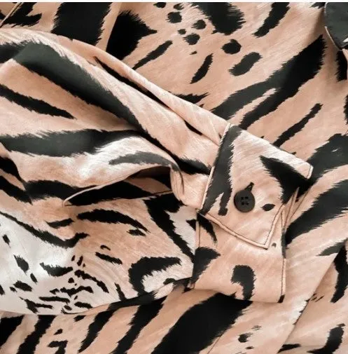 Vintage Alfred Dunner Tiger Button down Top
